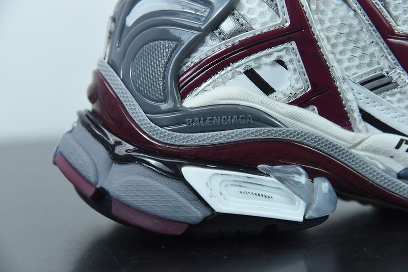 Ba*len*cia*ga runner sneaker