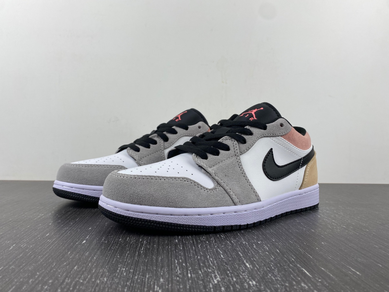 air jordan 1 low “flight club” dx4334-008