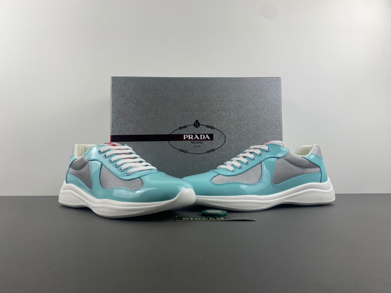 pr sneaker