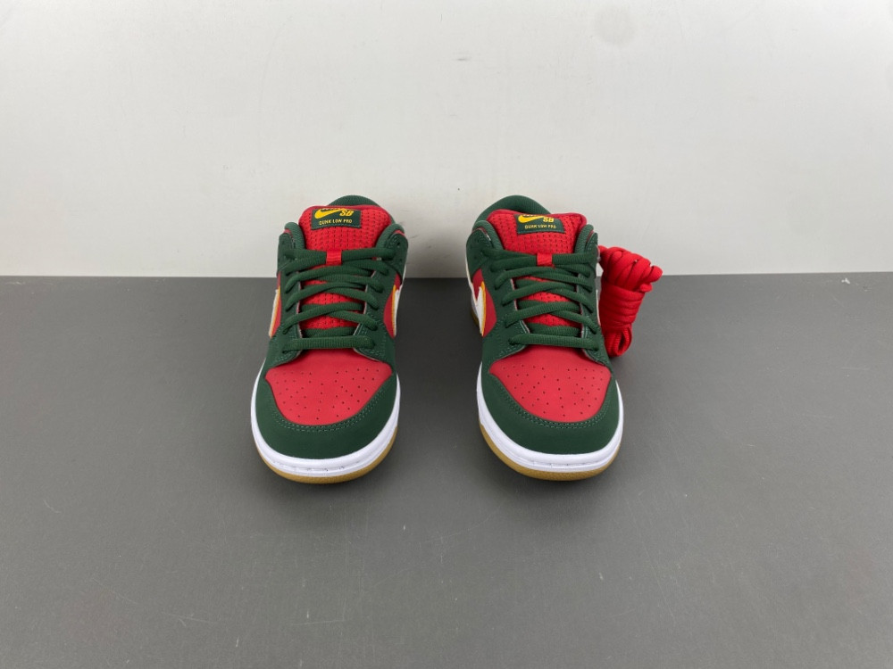 Nike SB Dunk 