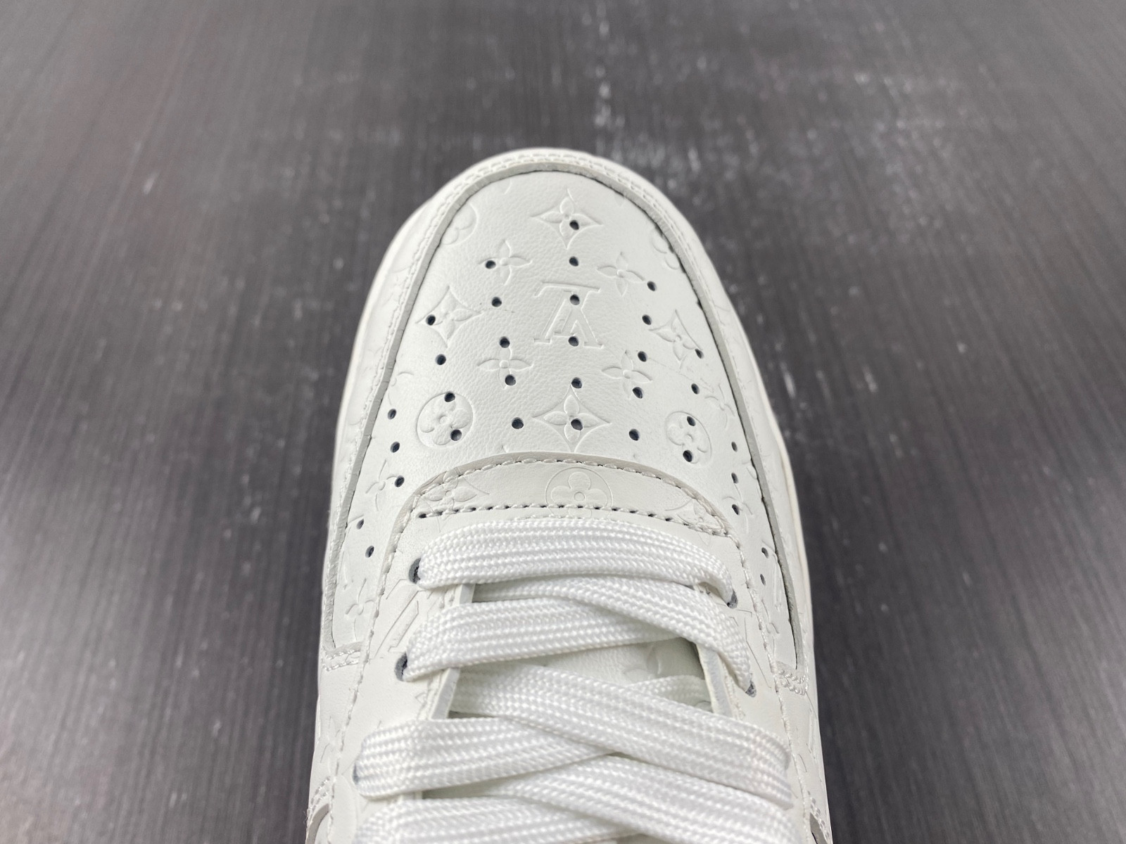 lvt x nike air force1