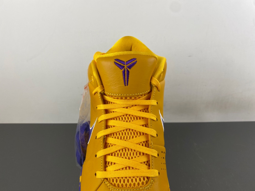 Nike Zoom Kobe 4 Protro