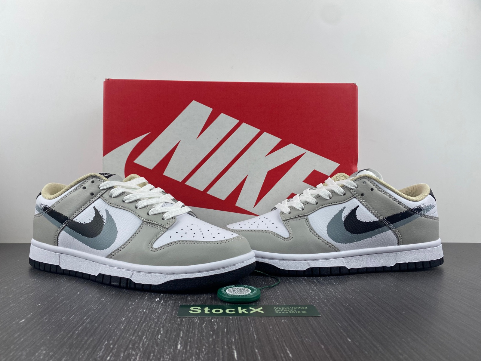 nike dunk low "stencil swh" fd0661-100