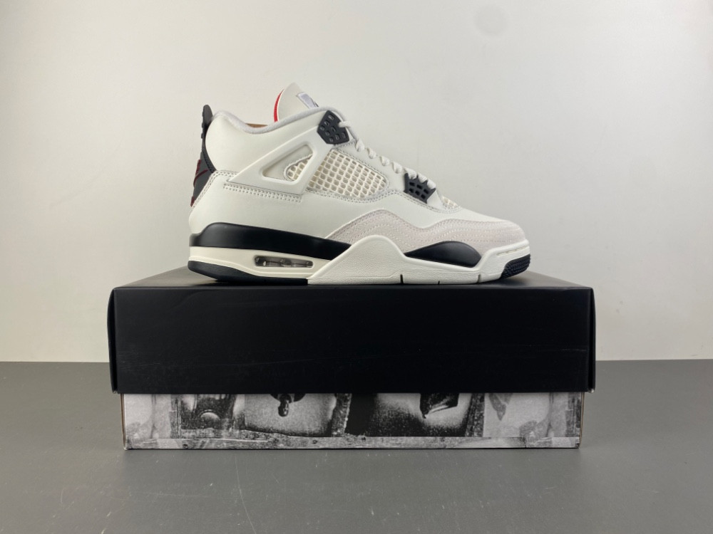 Air Jordan 4 "Flight Club" IM4002-100