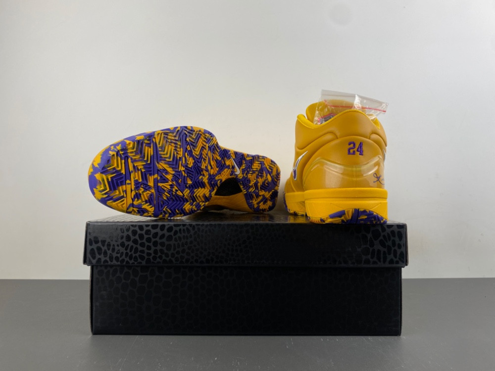 Nike Zoom Kobe 4 Protro