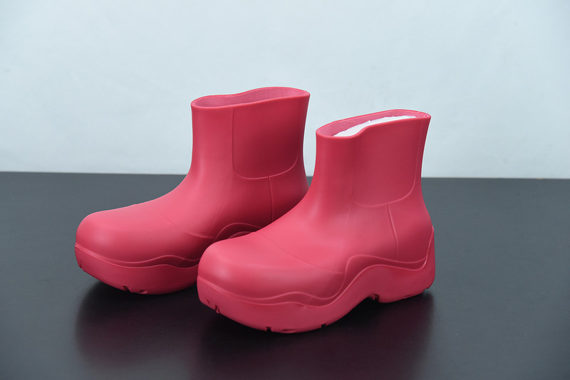Bo*te*ga ve*ne*ta sneaker