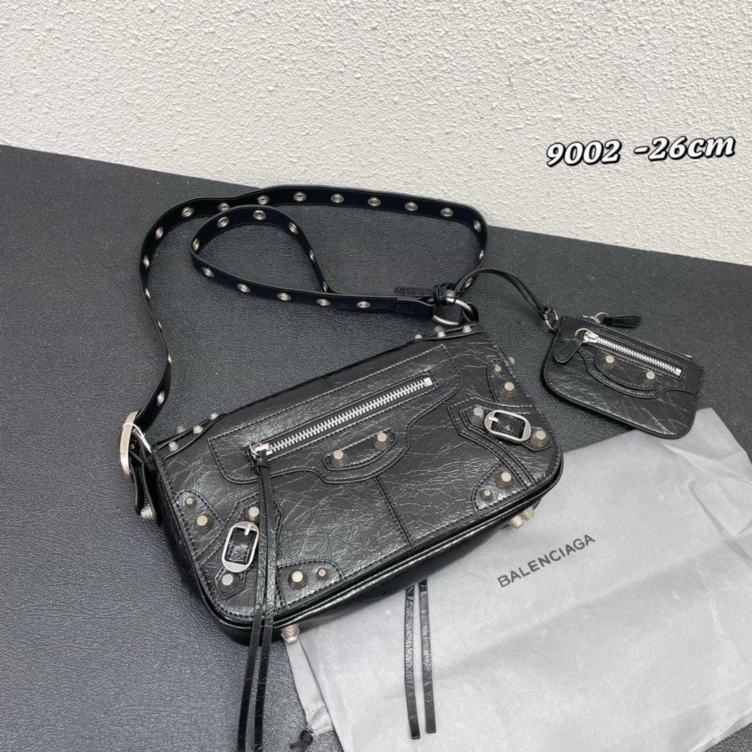Ba1en*iaga purse