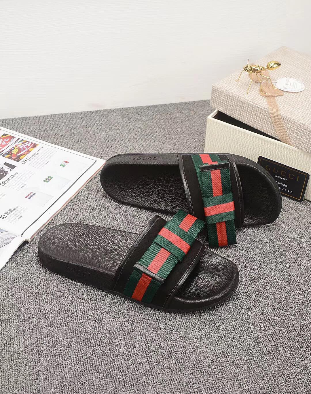 G*u*i sandals