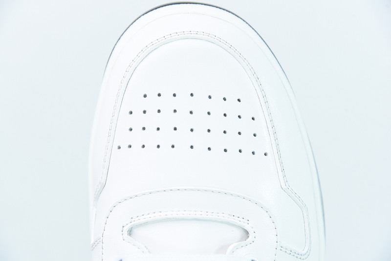 pr sneaker