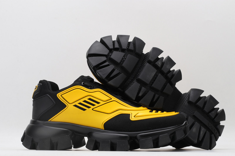 pr sneaker