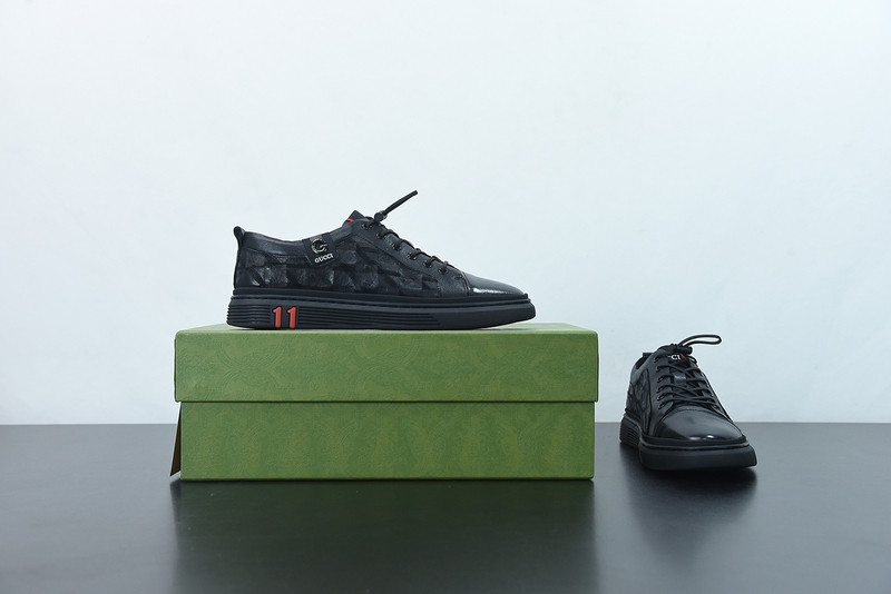 g*u*i sneaker