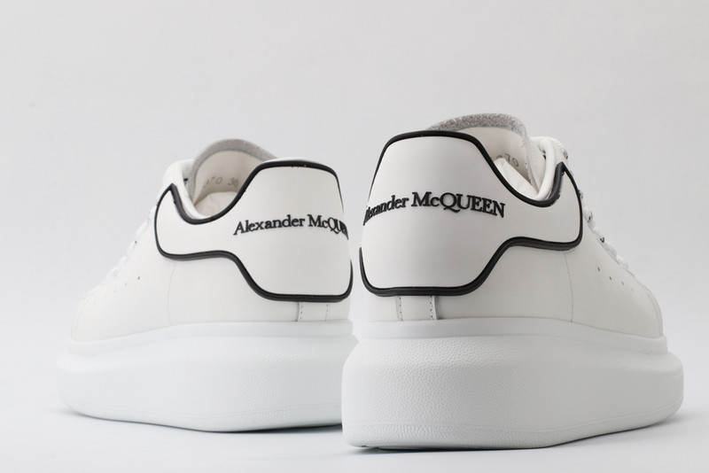 alexer mceen sneakers