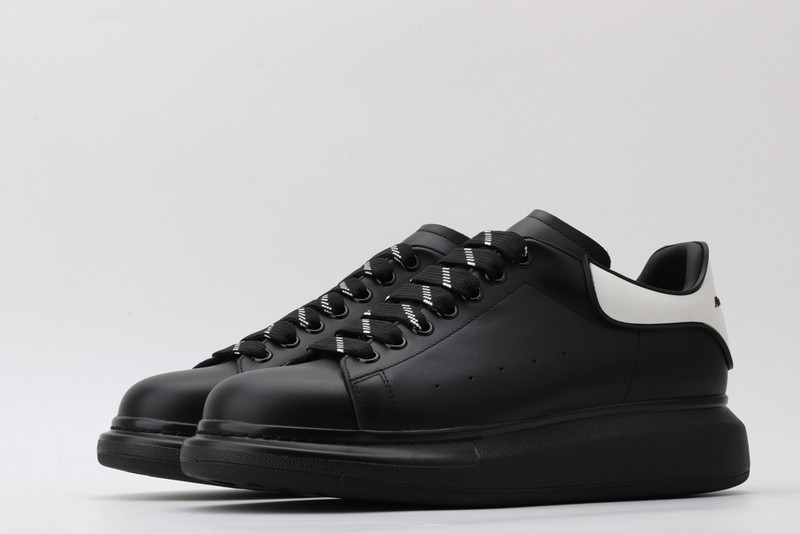 alexer mceen sneakers