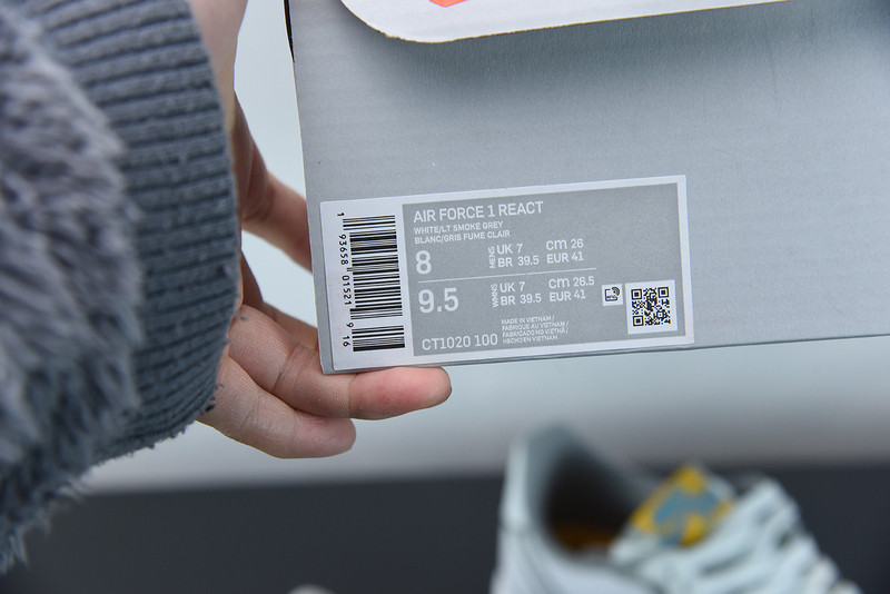 nike air force 1 react light smoke grey ct1020-100