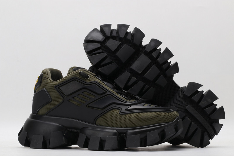 pr sneaker