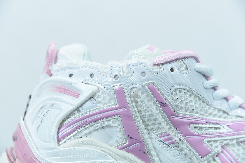 Ba*len*cia*ga runner sneaker