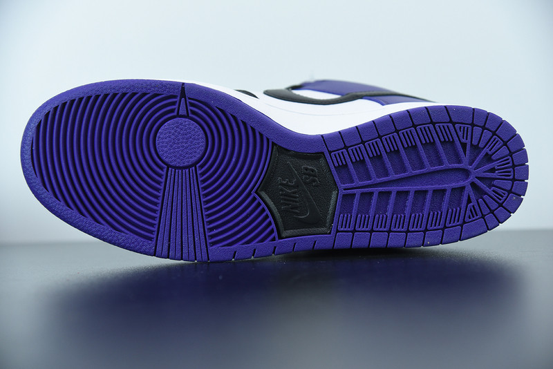 nike sb dunk low “court purple” bq6817-500