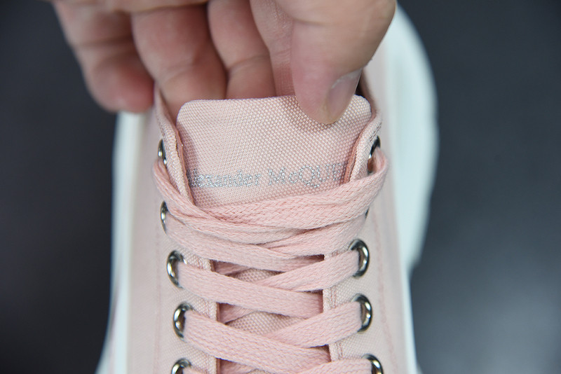 alexer mceen sneakers