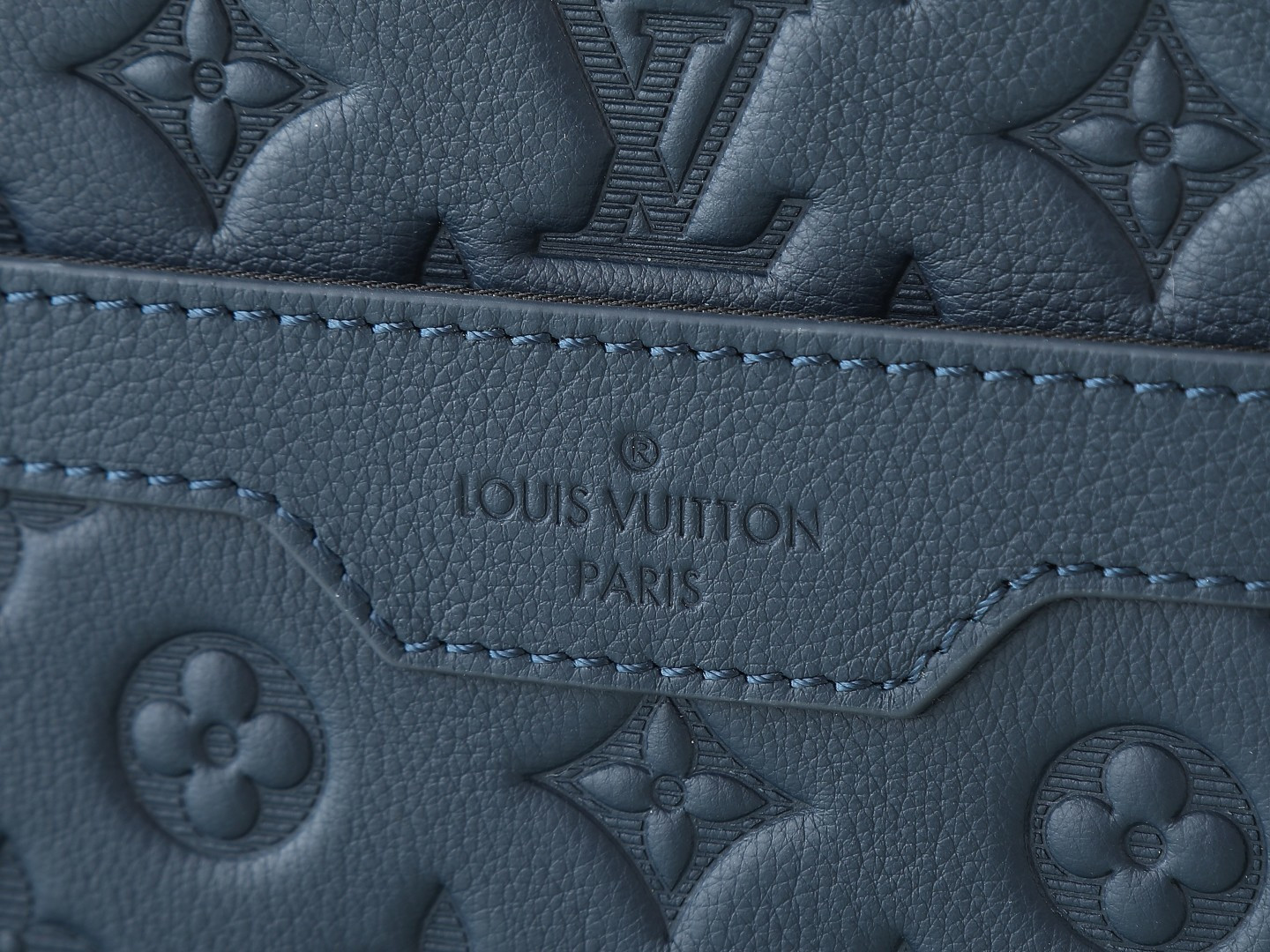 LVT PURSE bLUE
