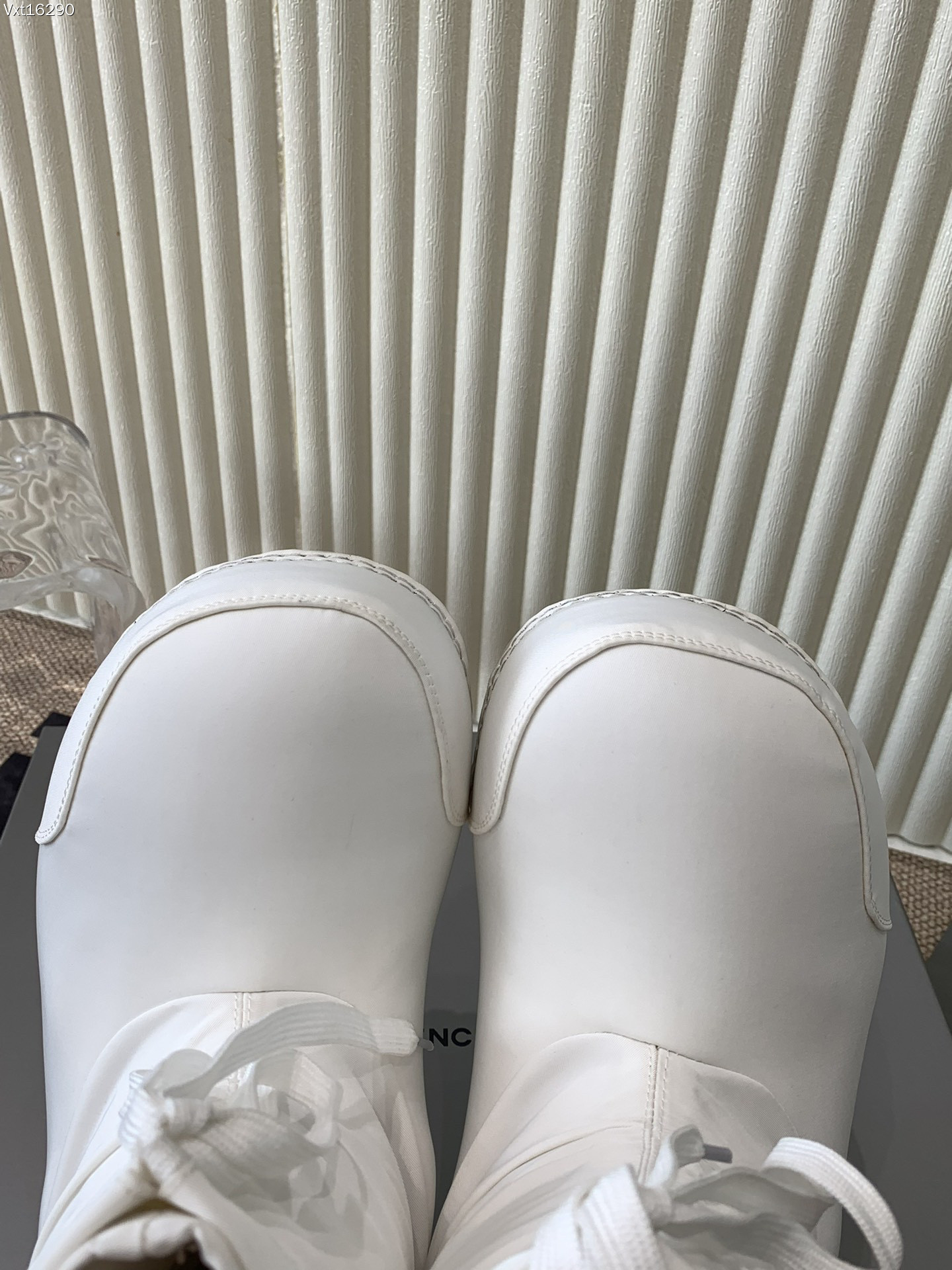 BC BOOTS