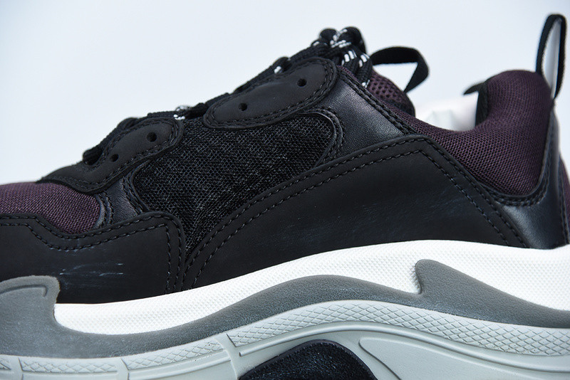 bc triple s trainer black burgundy white 536737 w09oh 1091