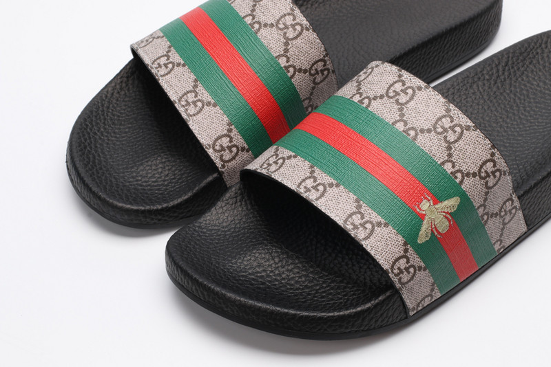 g*u*i sandals