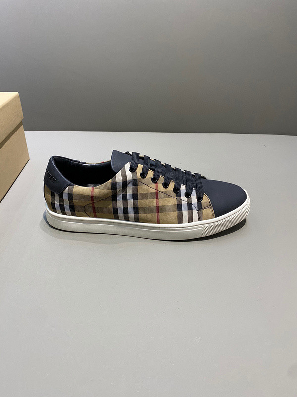 B**rry sneaker