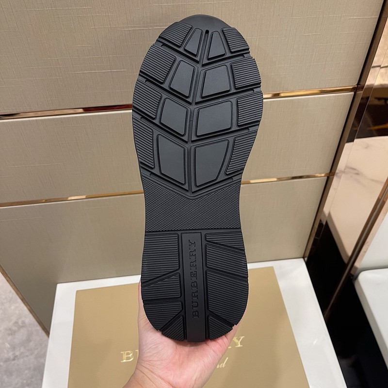 B**rry sneaker