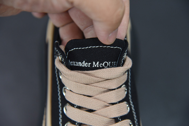 alexer mceen sneakers