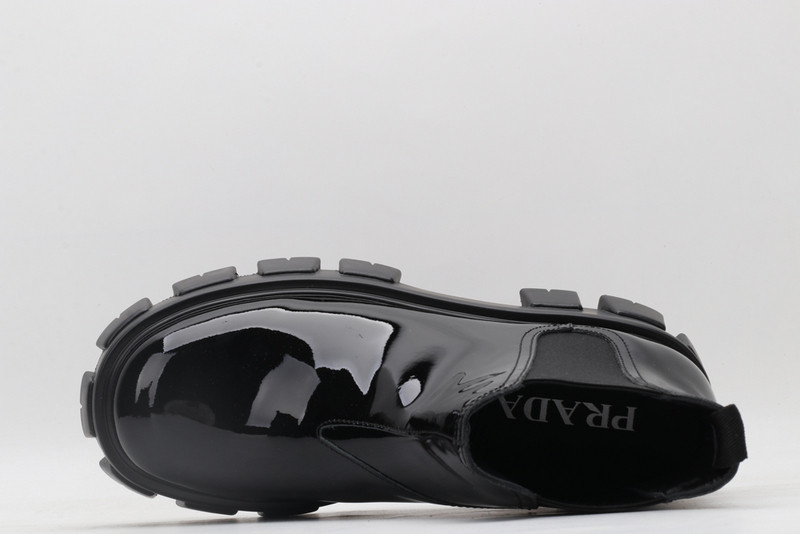 pr sneaker