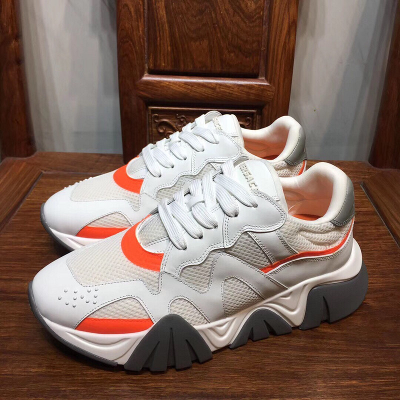 vs chain reaction sneakers