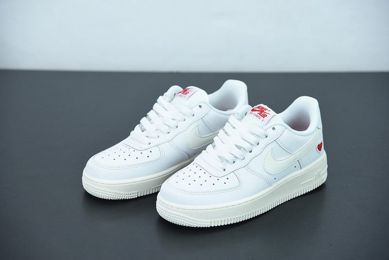 nike air force 1 low valentines day（2021）dd7117-100