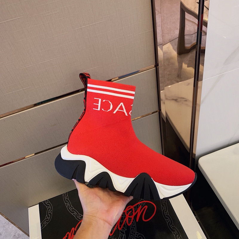 vs sneakers