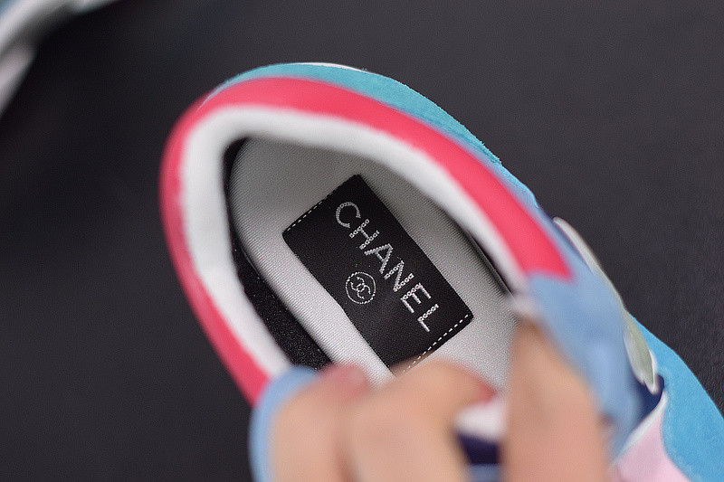 Ch*el sneaker