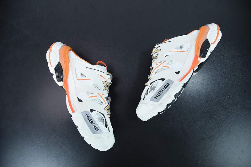 bc track sneaker