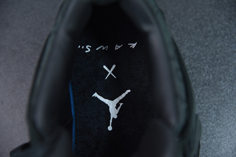 air jordan 4 retro kaws "kaws" 930155-001