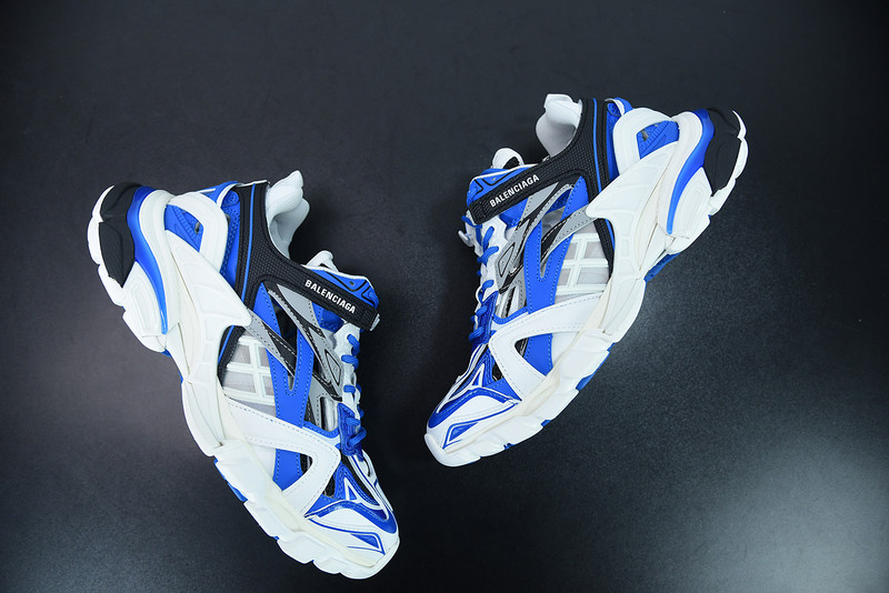 bc track sneaker