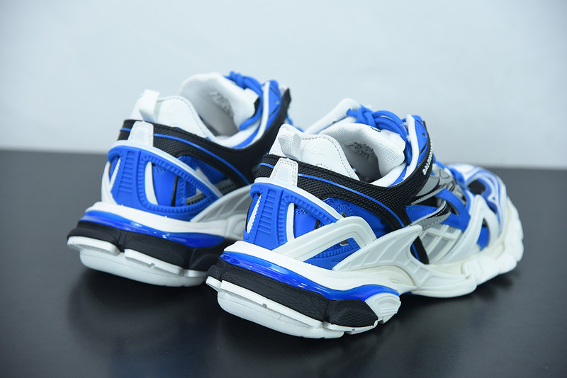 bc track sneaker