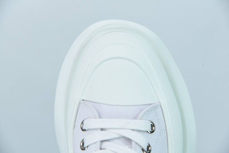 alexer mceen sneakers
