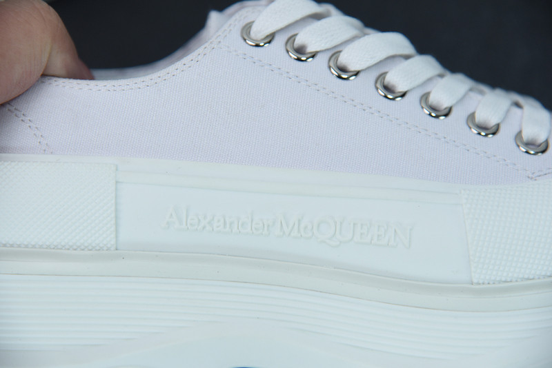 alexer mceen sneakers