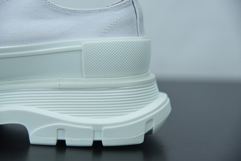 alexer mceen sneakers