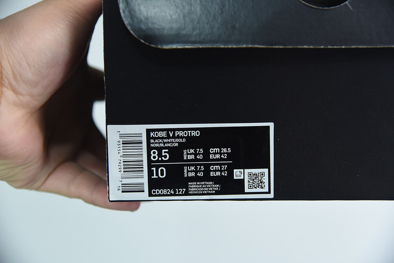 nike kobe v protro black white gold cd0824-127