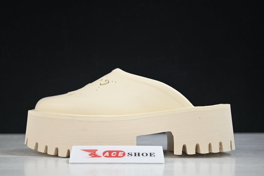 g*u*i sandals high