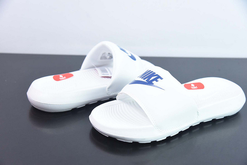 nike sandals