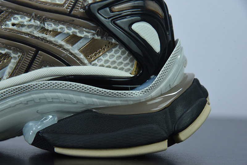 Ba*len*cia*ga runner sneaker