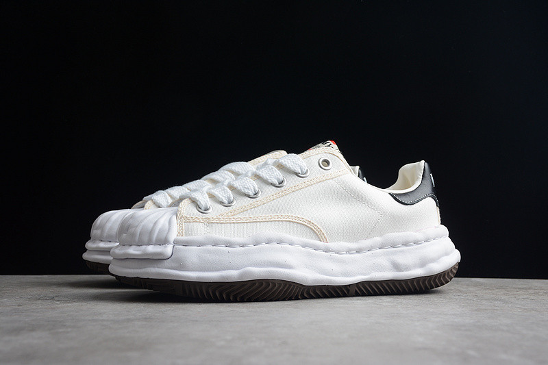 Ma*s*n mihara yasuhiro sneaker