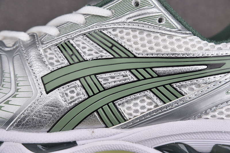 As*ic*s gel kayano 14 