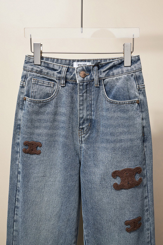 Ce**e clothes
