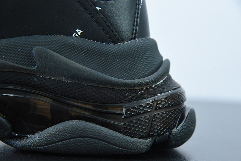 bc triple s trainer