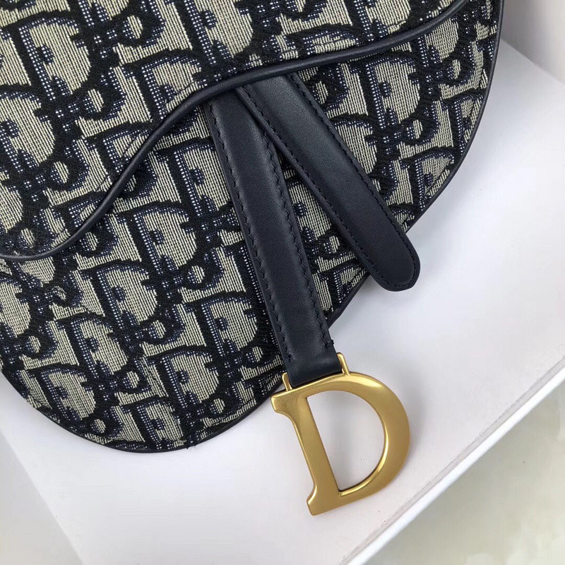D10r bag